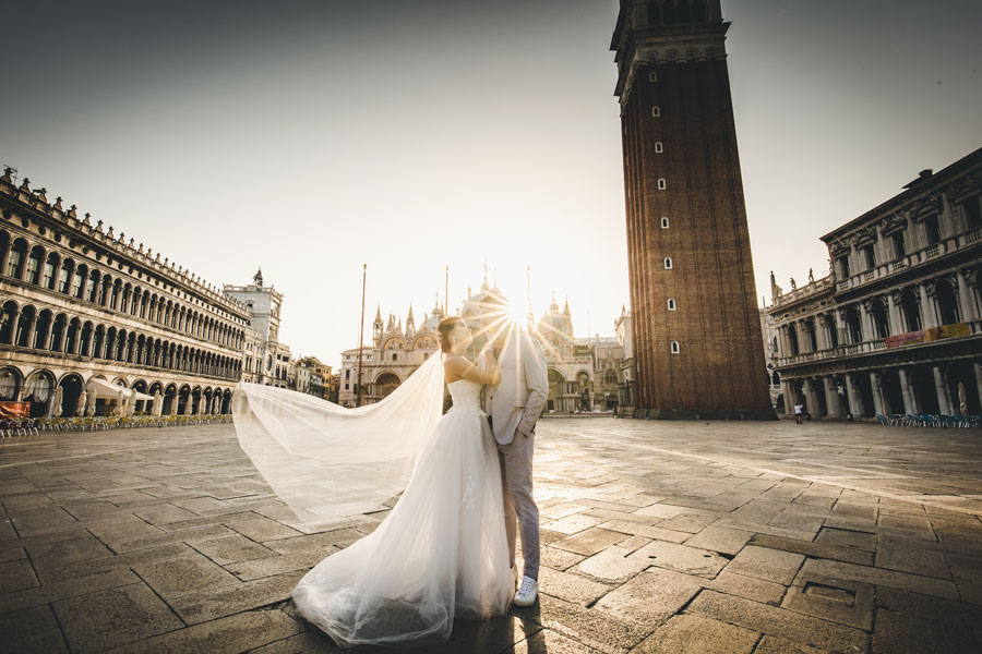 Luxury Wedding Photo Shoot in Venice