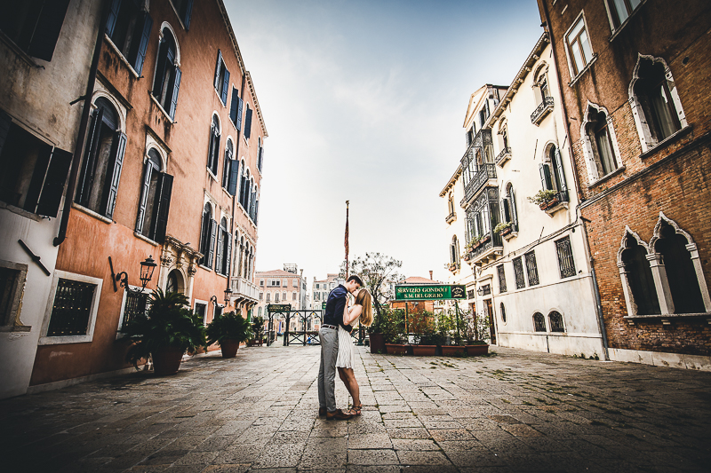 engagement in venice photographer italy