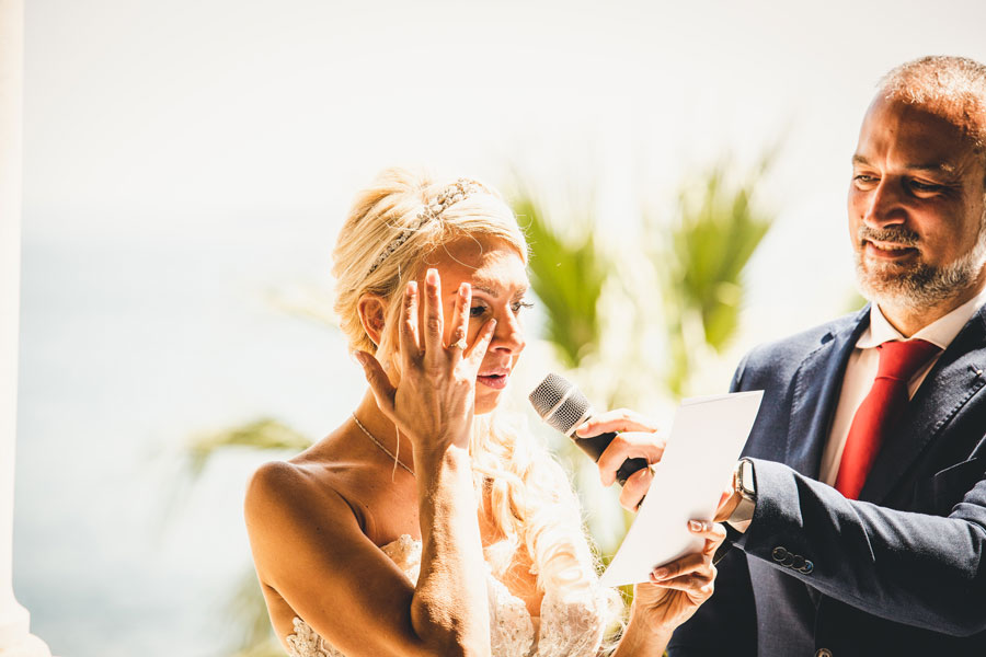Isola-Del-Garda-Symbolic-Wedding-Ceremony