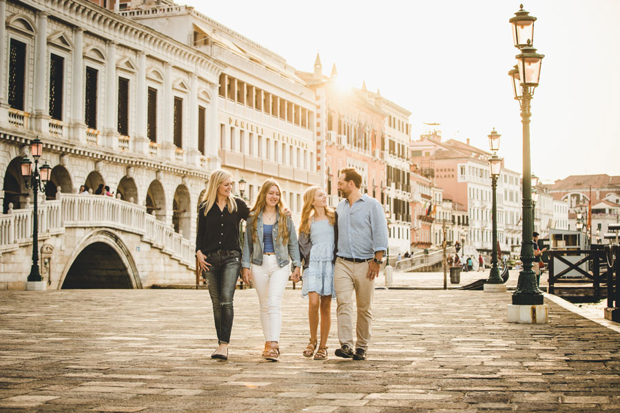 Venice-Family-Portrait-Photoshoot