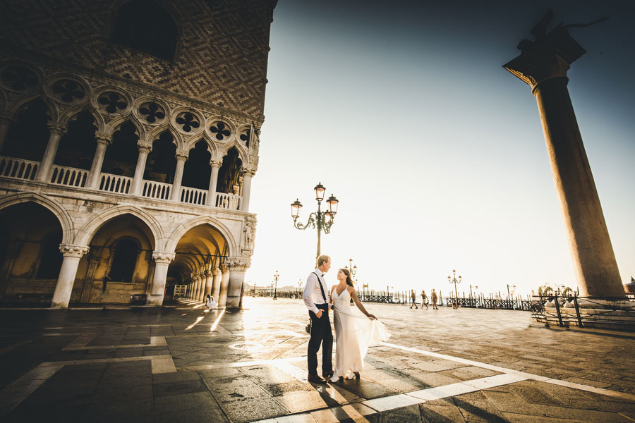 engagement in venice photo