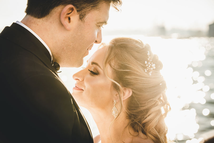 Wedding-Photoshoot-at-Scuola-Grande-Dei-Carmini