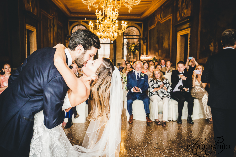 Wedding-Photographer-at-Ca-Sagredo-Hotel-Venice-Italy