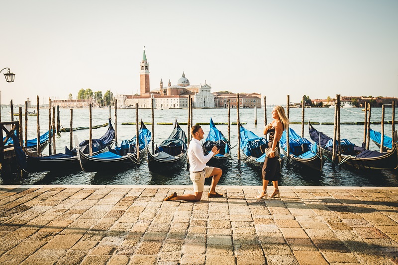 surprise proposal photographer in venice