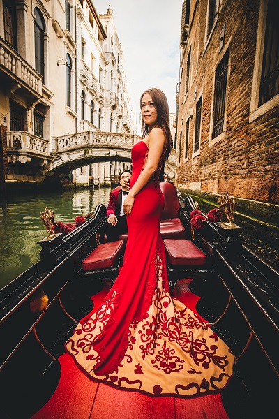 Venice Gondola Photoshoot