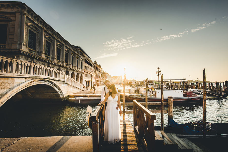 Venice-Couple-Photo-Shoot