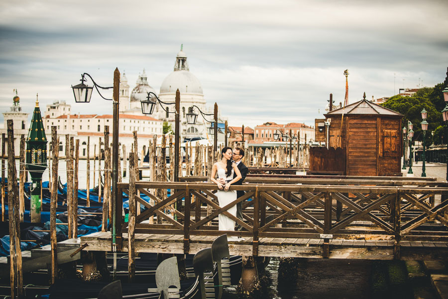 Venice-Pre-Wedding-Photographer