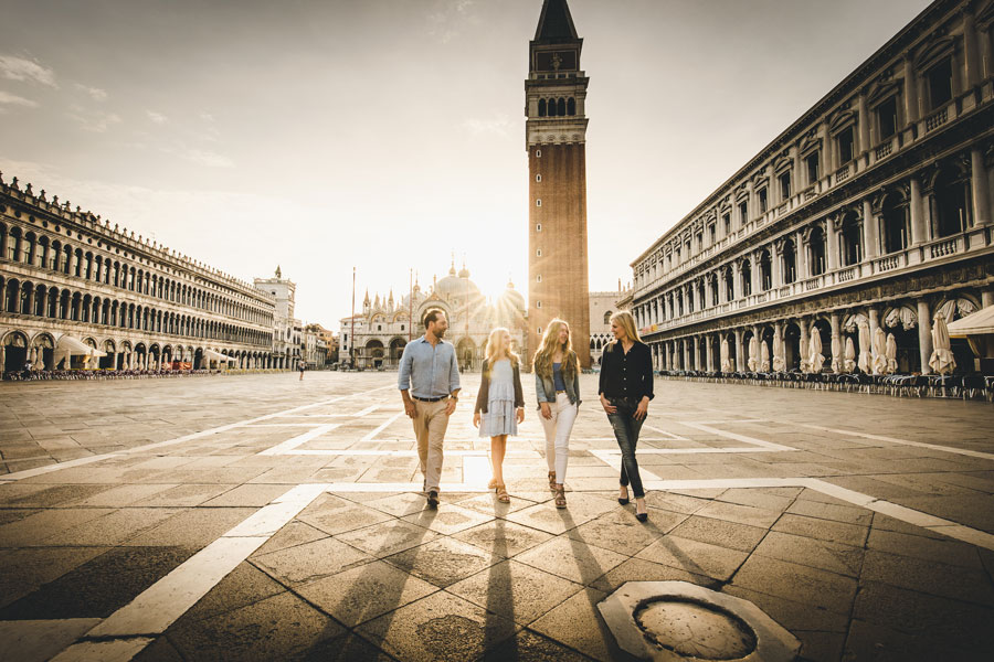 Venice-Family-Portrait-Photographer