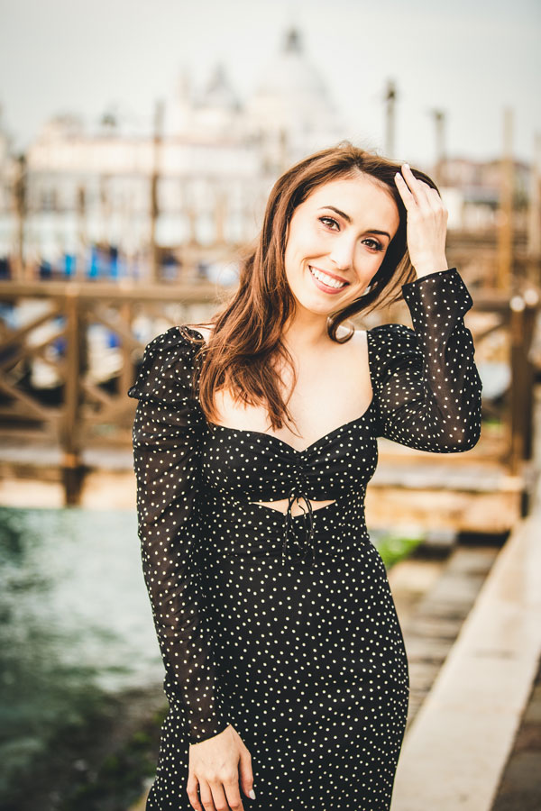 Venice-Photographer-for-Solo-Photo-Session
