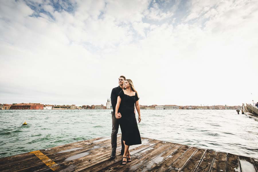 Capturing love by the water at Punta della Dogana