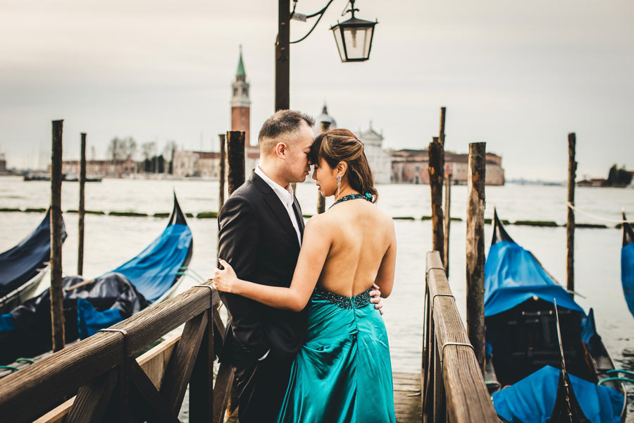 Couple enjoying a quiet moment in San Marco at dawn
