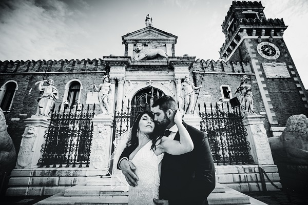 Venice-Wedding-Photo-Session