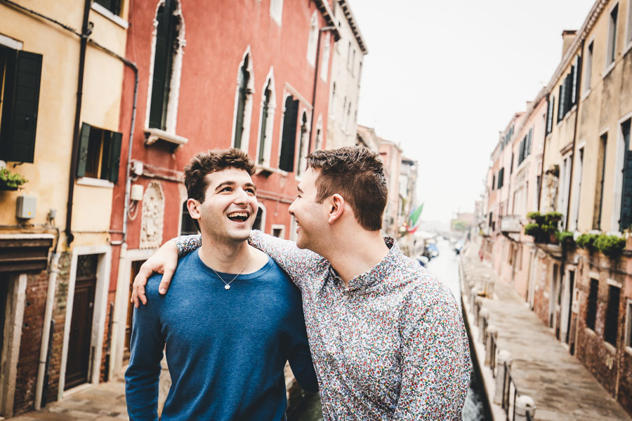 Venice-Gay-Proposal-Photoshoot