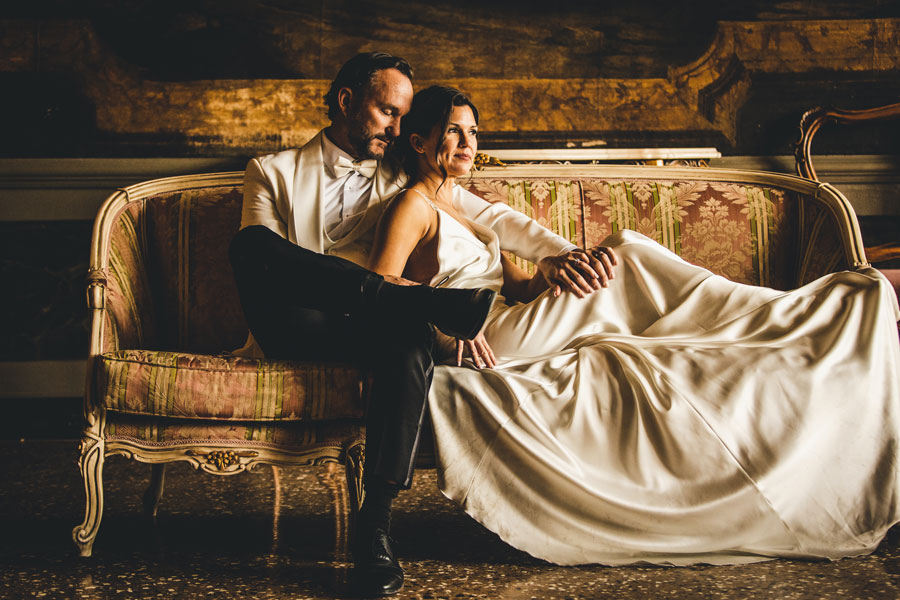 Vows-Renewal-Venice-Photographer-at-Ca-Sagredo-Hotel-Venice