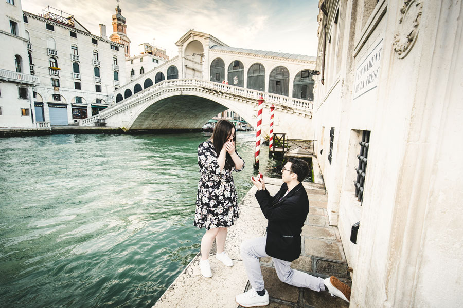 Rialto-Bridge-Proposal-Photographer