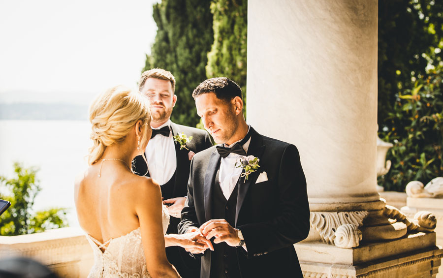 Wedding-Photographer-Isola-Del-Garda