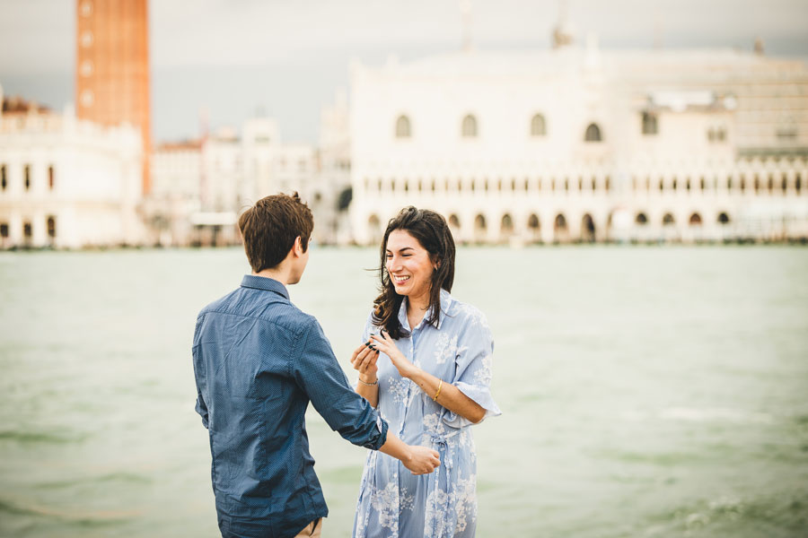 Surprise-Proposal-Photoshoot
