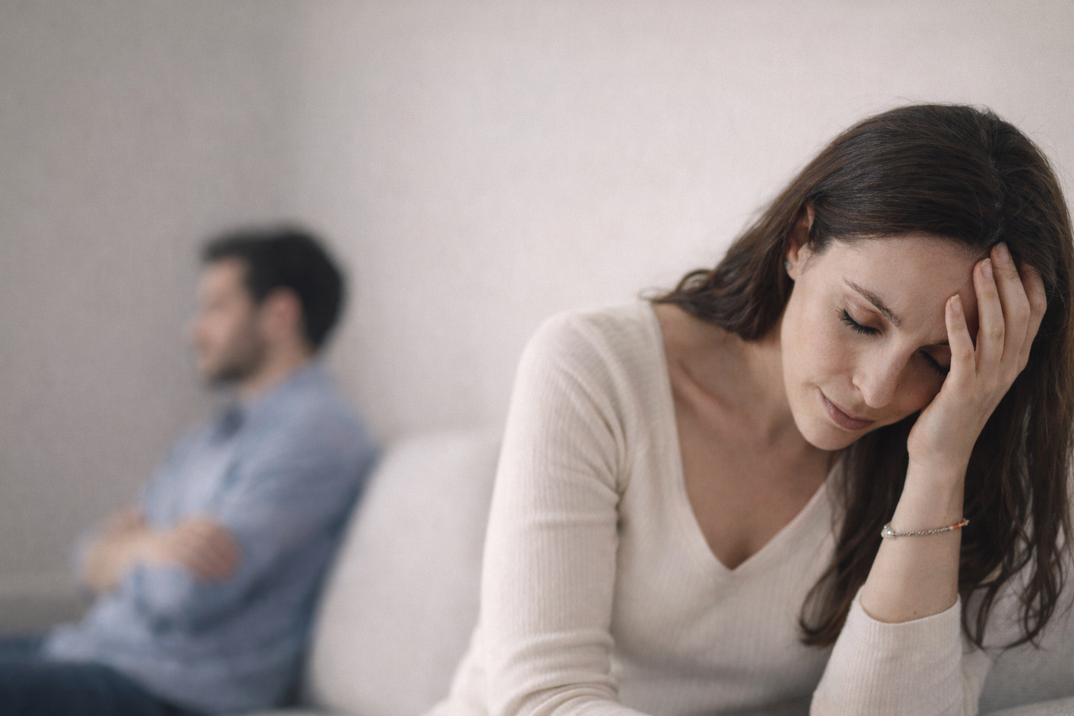 Dependencia emocional: cuando sabes que la relación duele… pero no consigues irte