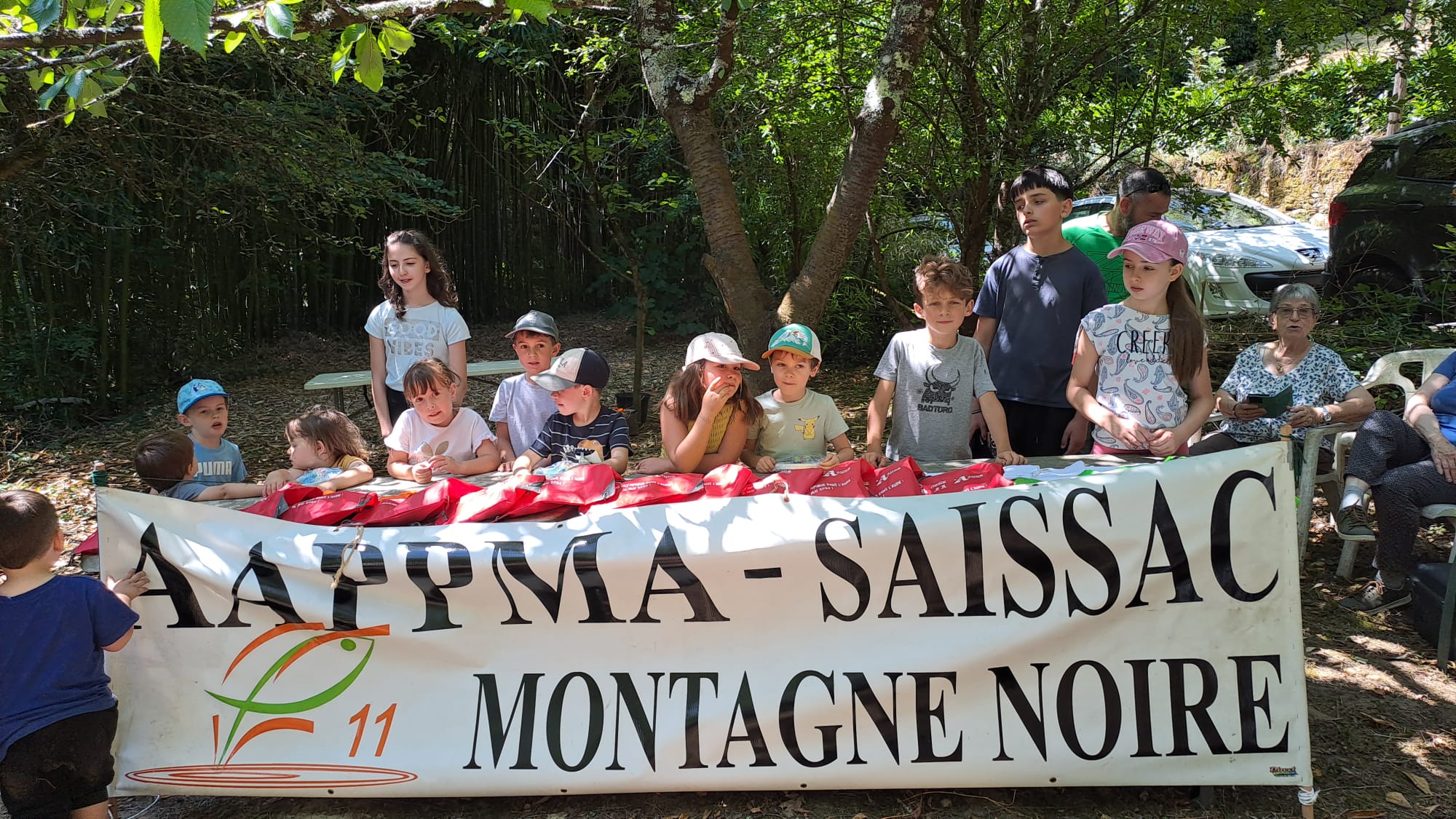 Les jeunes pêcheurs présents pour l 'animation