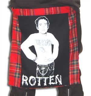 Red Plaid Bum Flap With Johnny Rotten Print by Tiger Of London: ￥11,000（税込み） / 46 cm x 41 cm