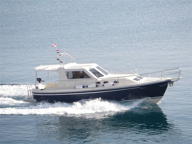 Sukosan Dalmacija Motoryachten Adria 1002