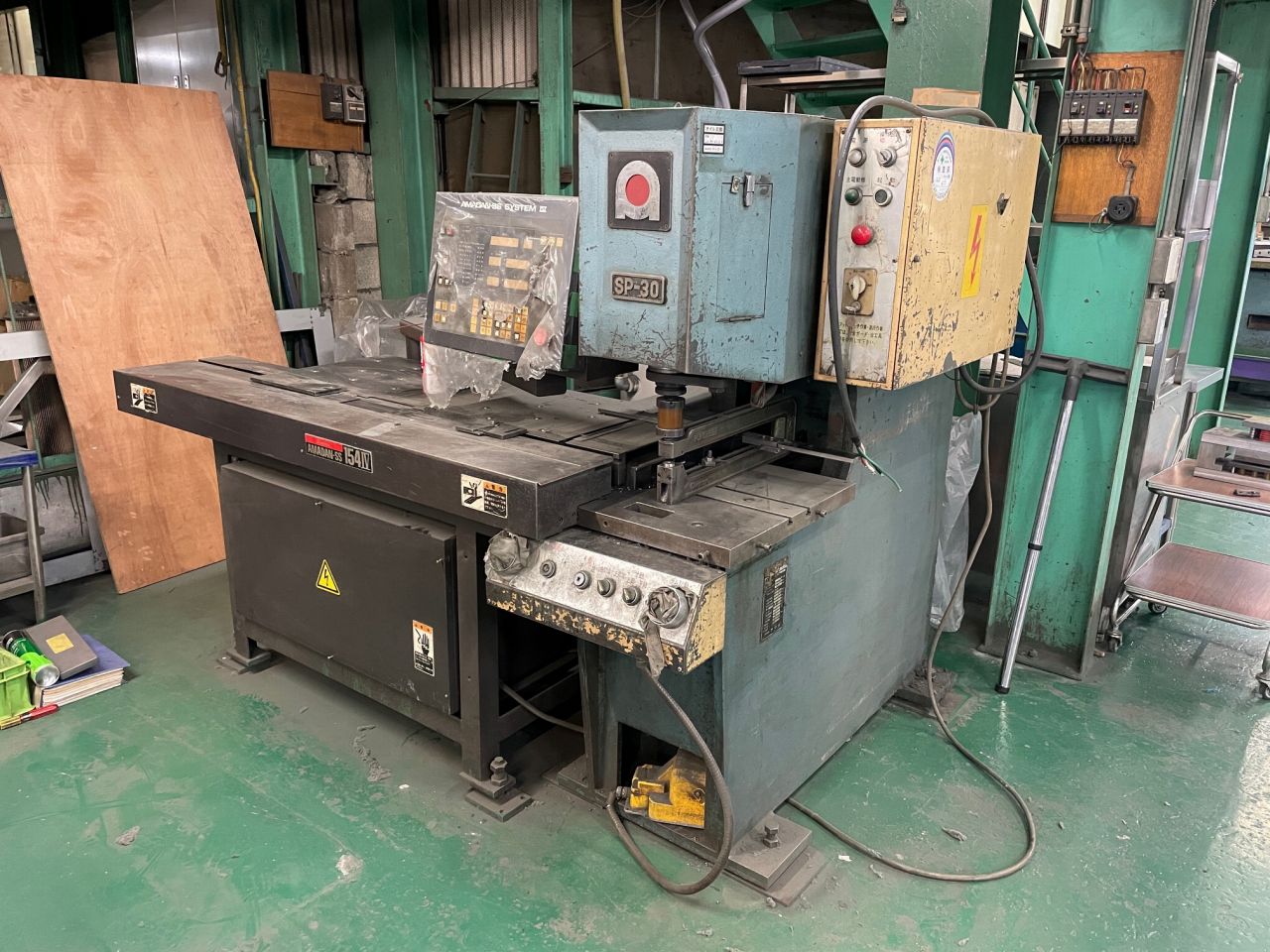 セットプレス：SP-30＋SS-154Ⅳ 移設 - アマダ機械なら大阪プレスサービス