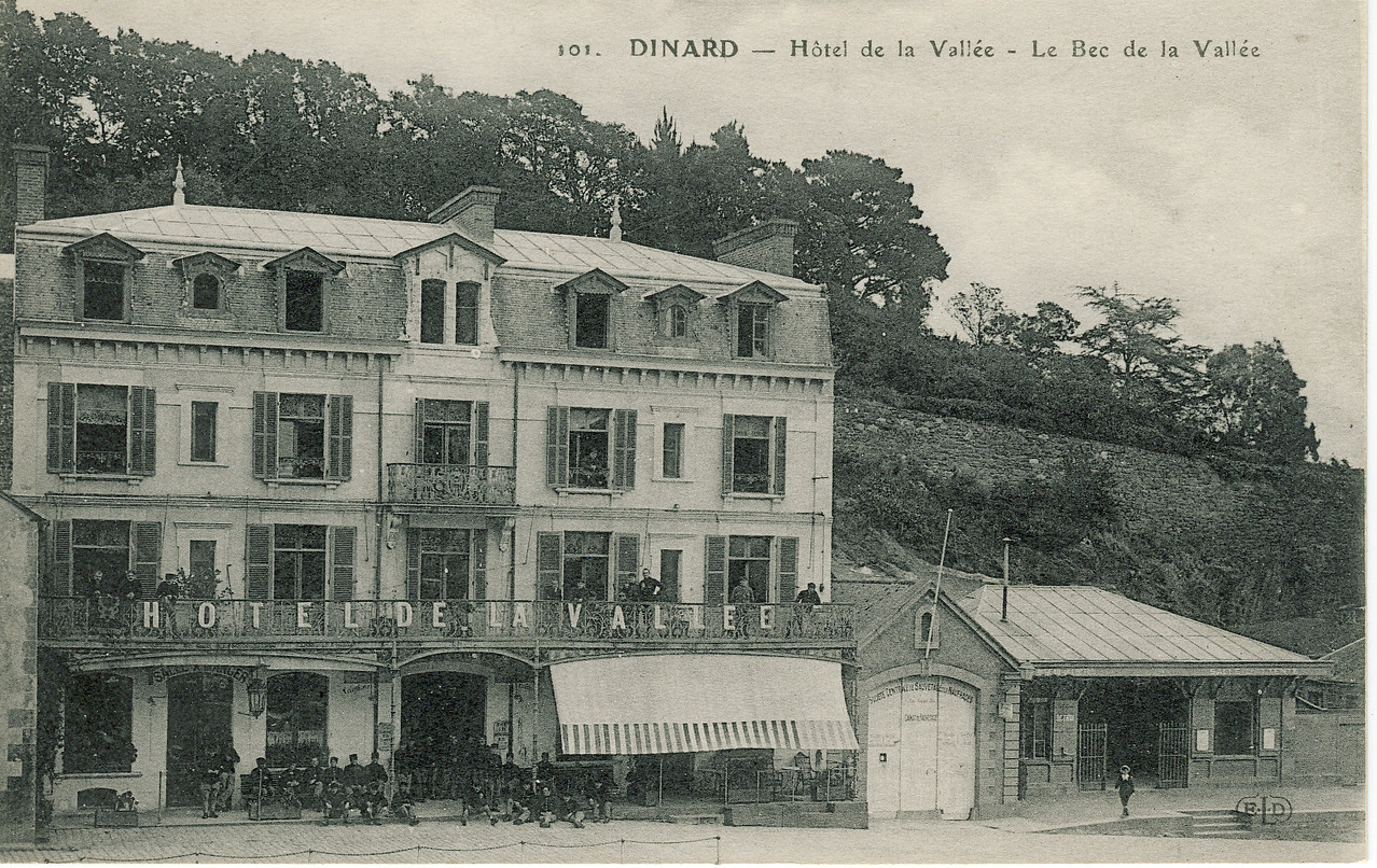 DINARD hôtel de la Vallée
