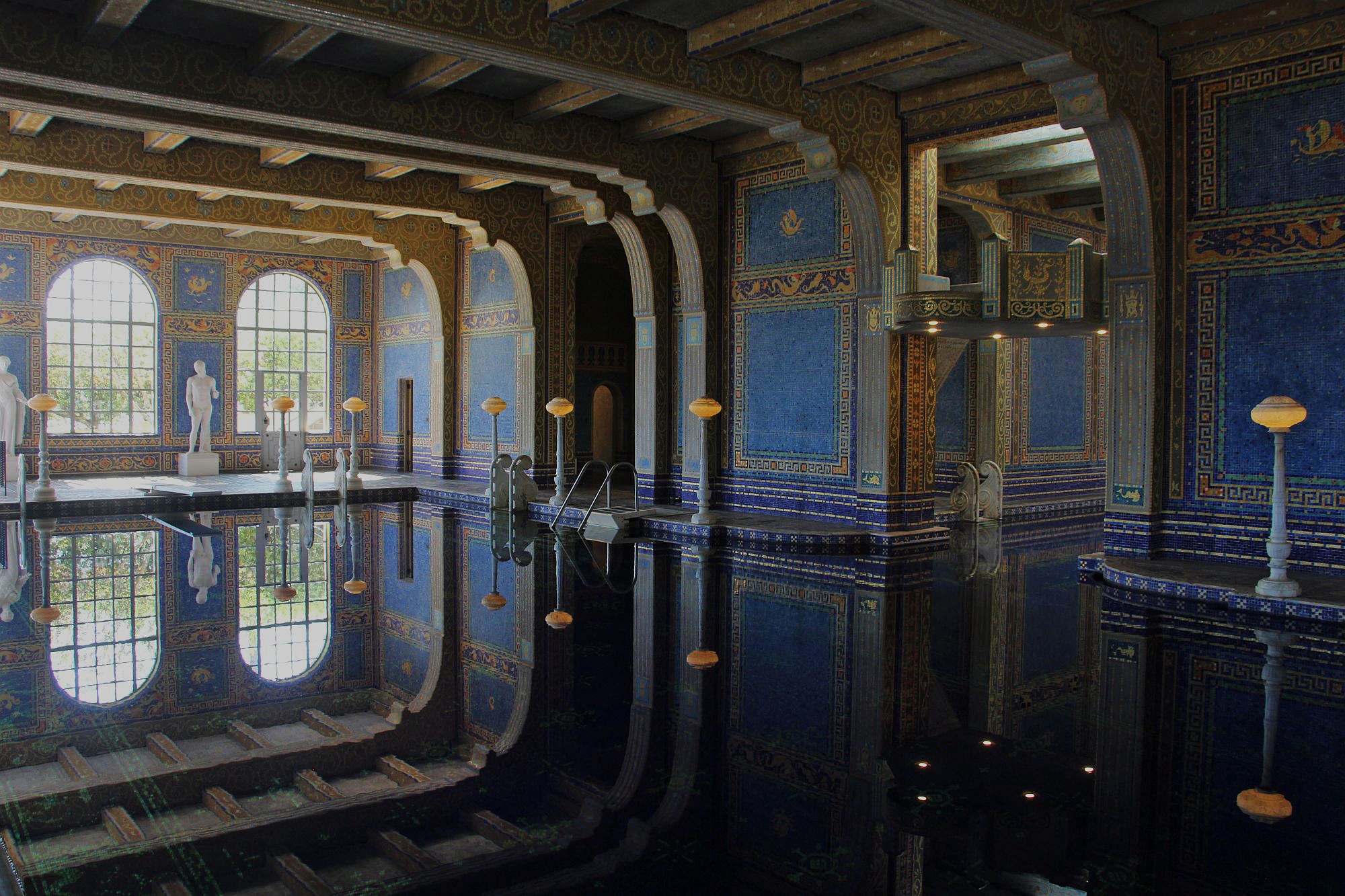 Hallenbad