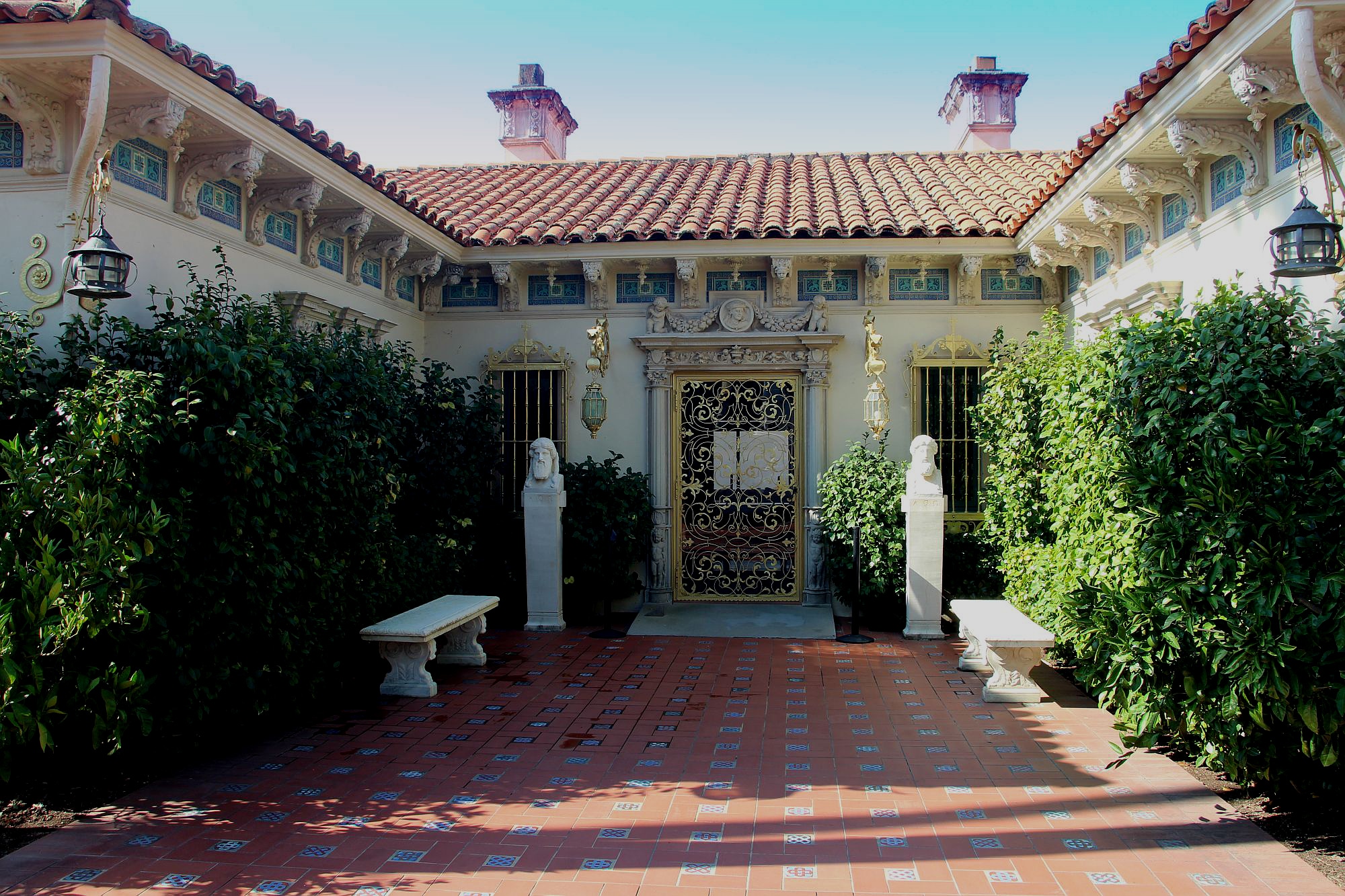 Small courtyard 