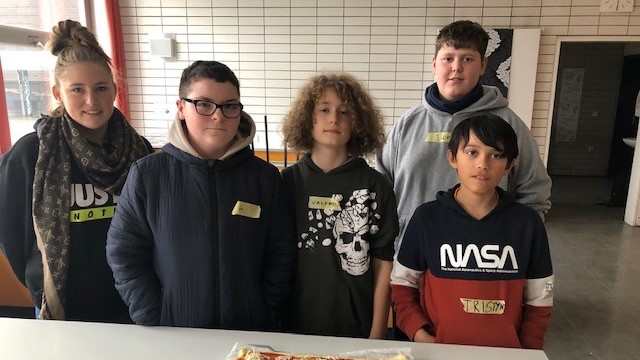 Tutoren helfen beim Eingewöhnen an der neuen Schule