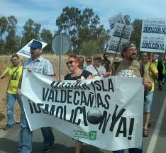 Vun Ufank un huet sech Widerstand géint de Projet "Marina Isla de Valdecañas" a Spuenien forméiert. Deen huet sech gelount.