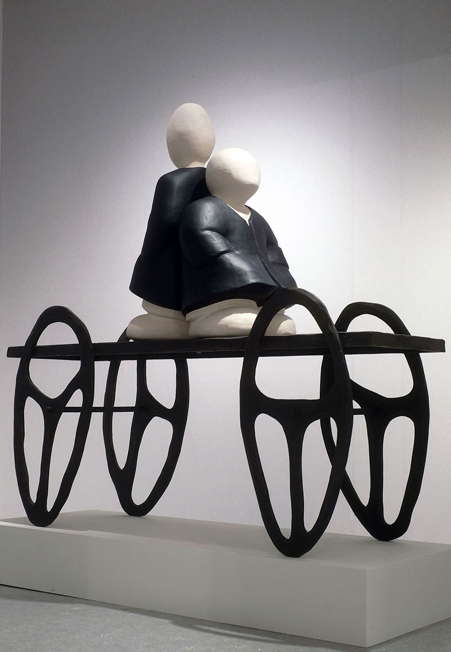 "Les convoyeurs attendent..." - sculpture en bois, résine stratifiée - 164x170x58 cm