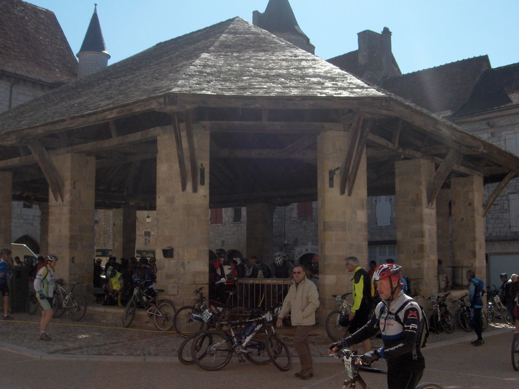 Les halles de Martel