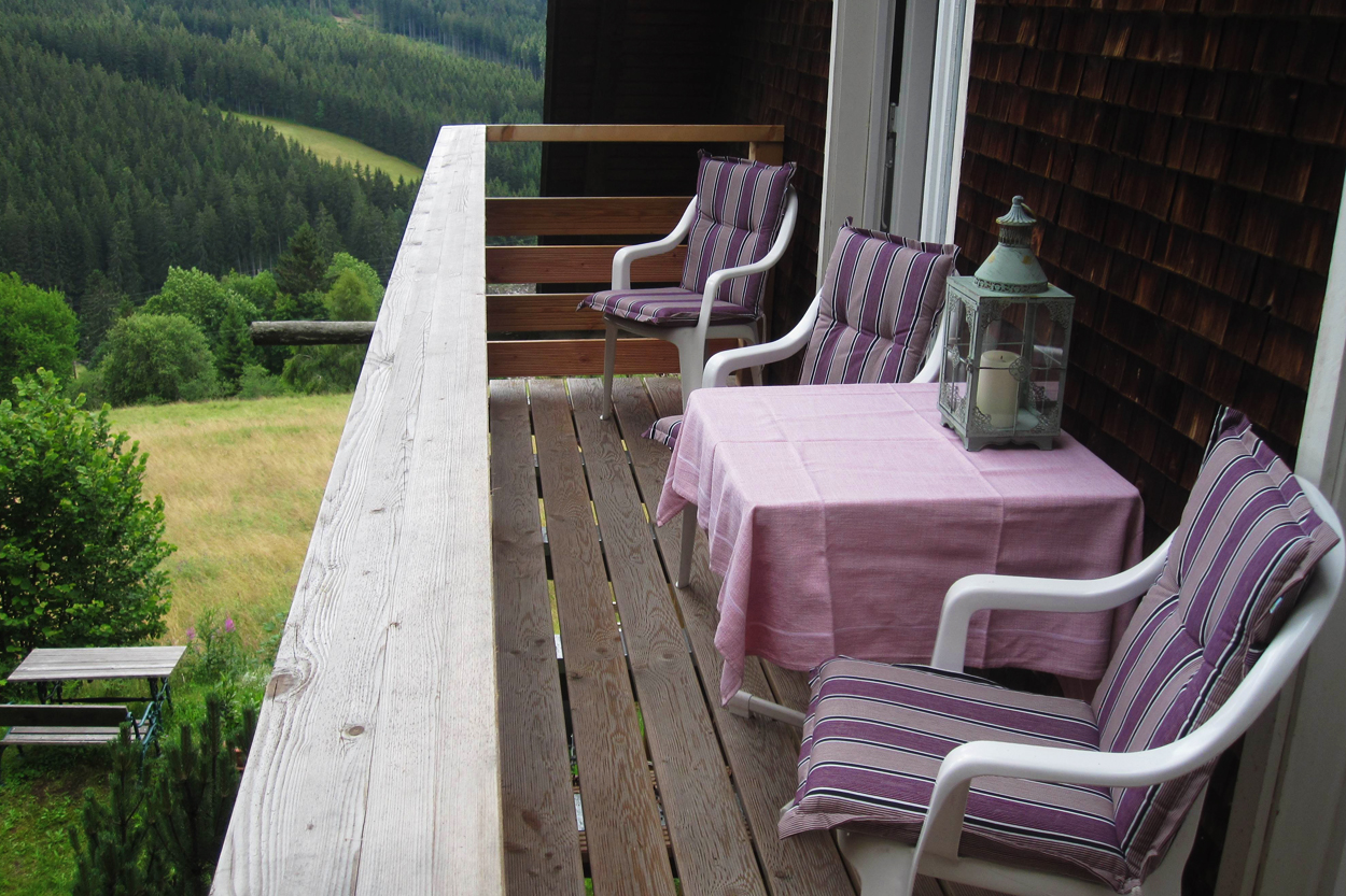 Balkon auf der Ostseite mit Sonne von Morgens bis Mittags