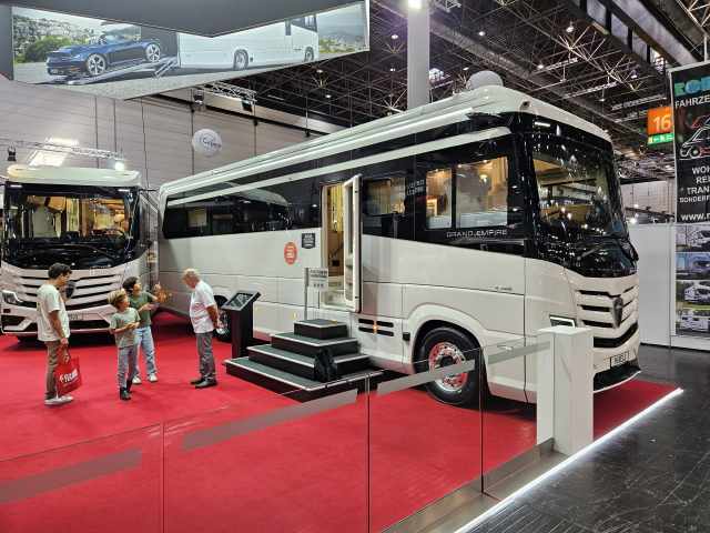 Caravan Salon 2025