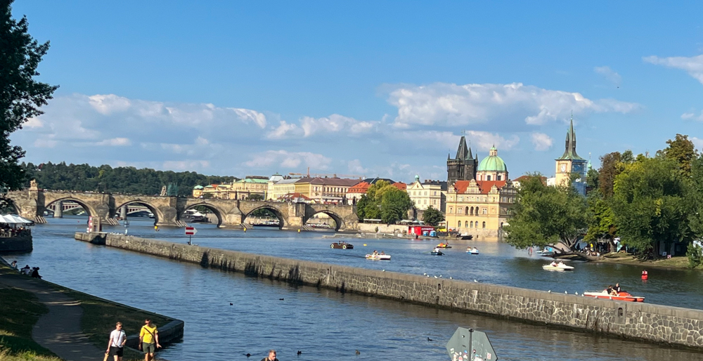 Schon wieder Karlsbrücke, langweilig.