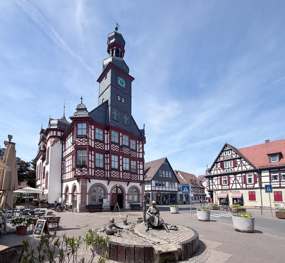 Rathaus und Markt Lorsch