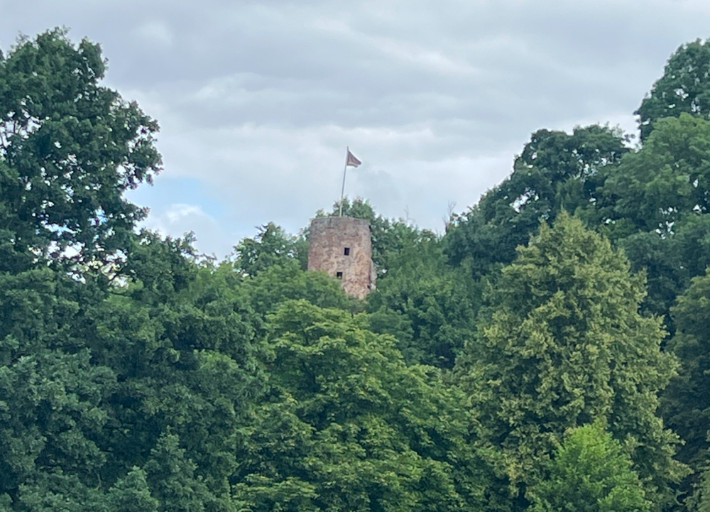 Start an der Burg Wallenstein