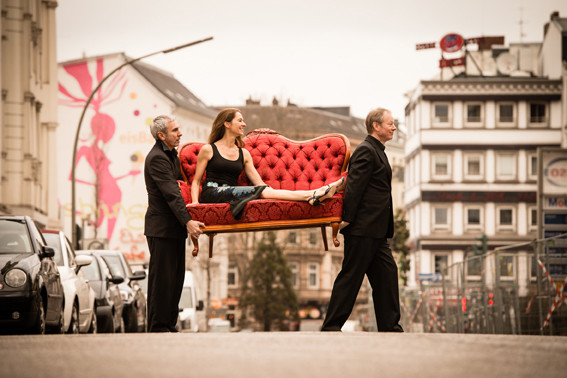 Jede/r kommt anders ins La Yumba, mit dem Rad, Auto, öffentlichen Verkehrsmittel, zu Fuß, oder auf einem Sofa getragen.