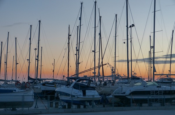 Hafen im Ebrodelta