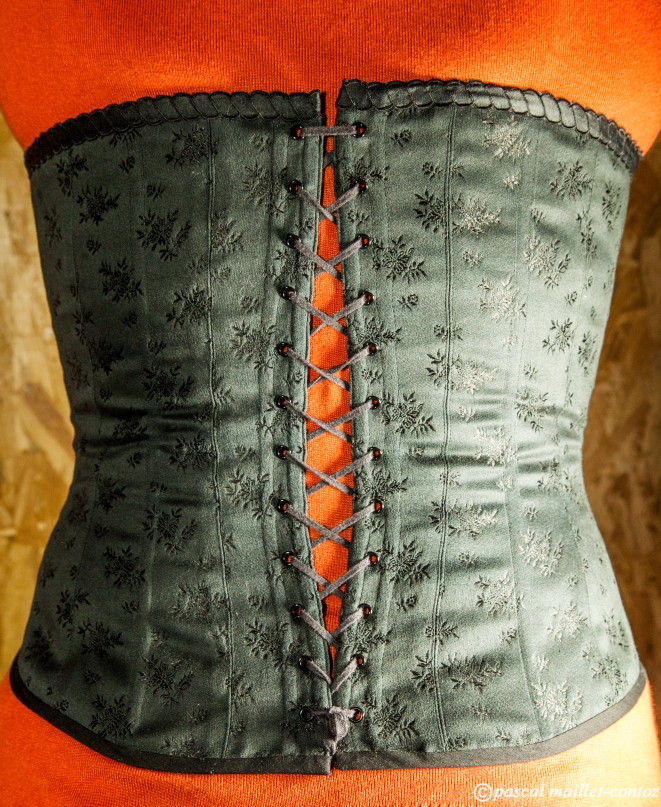 Corset