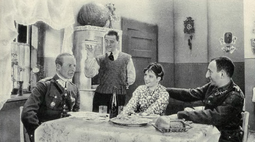 Bolesław Wieniawa - Długoszowski Adolf Dymsza Zula Pogorzelska Kazimierz Krukowski w scenie z filmu  Ułani, ułani chłopcy malowani 1932