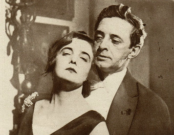 Józef Węgrzyn ( Henryk Orzelski ) i Helena Gromnicka ( Iza Szeluta ) w sztuce pt. Mściciel ( T. Narodowy Warszawa 1927 )