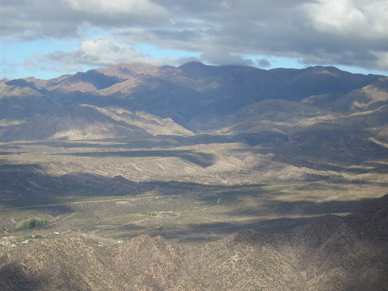 Vista hacia el norte, se ve la RP13 - Edgardo MOINE