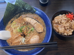 市内営業廻りのランチ