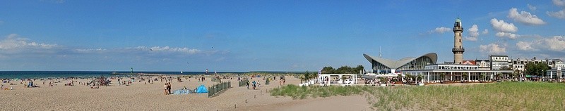 Rostock Warnemünde, Strand, Mole, Teepot & Leuchtturm