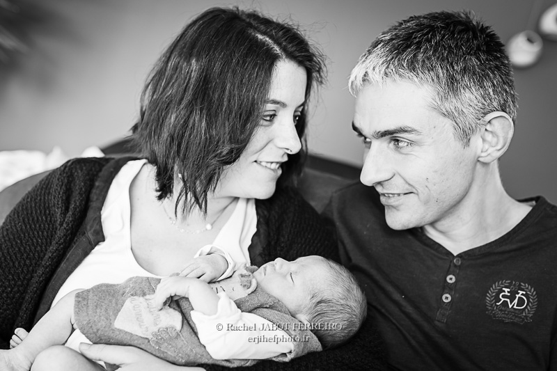 photo de famille, photo d'enfants, portrait de famille, nouveau né, family session, new born, bébé, photo bébé, lifestyle, photo lifestyle, photo famille lifestyle, photo bébé lifestyle, baby,rachel jabot ferreiro, erjihef photo
