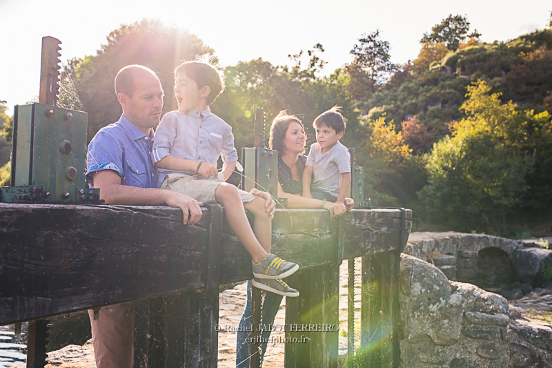 photos de famille, photos d'enfants, portraits de famille, vendée, photos de famille en vendée, photographe de famille en vendée, famille en bleu, camaieu de bleu, rachel jabot ferreiro, erjihef photo, harmonie vestimentaire et photo