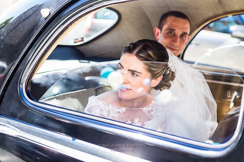 mariage, mariage en vendée, couple, amoureux, photos de couple, photographe de mariage, mariage en voiture ancienne, wedding, wedding photographer, rachel jabot ferreiro, erjihef photo