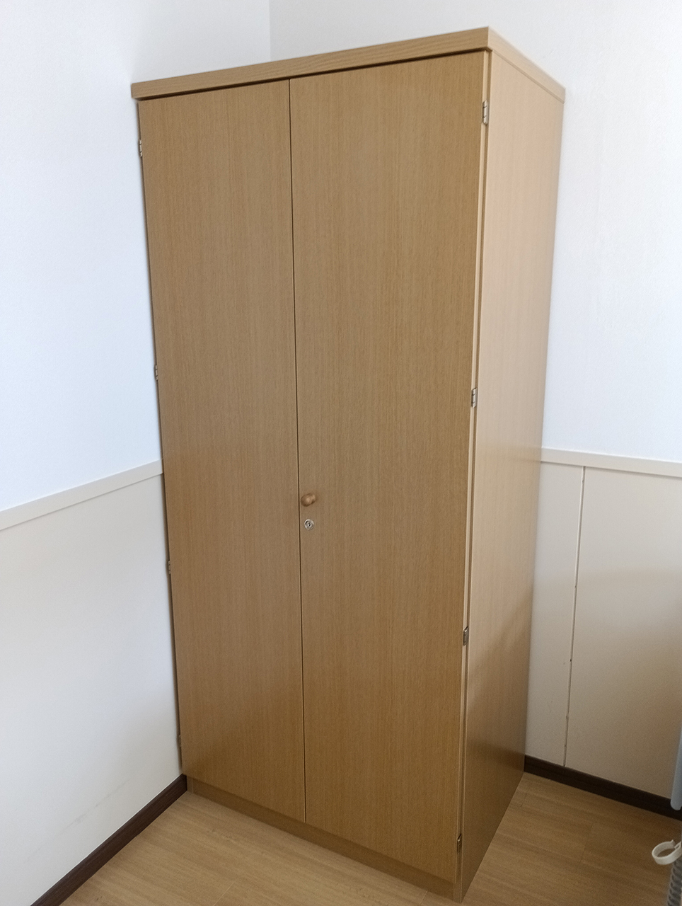 障がい者支援施設に家具を納品しました